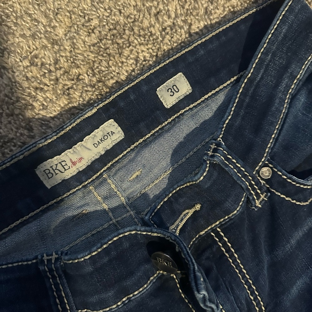 BKE Dakota size 30